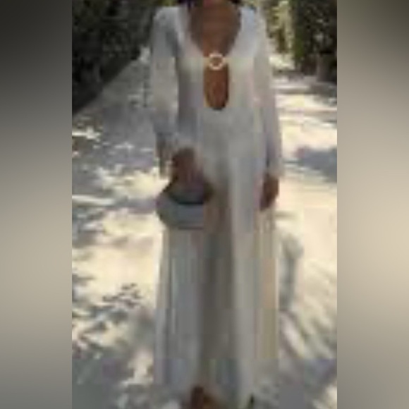 Monday Swimwear Cream Knit Coverup - Picture 2 of 9